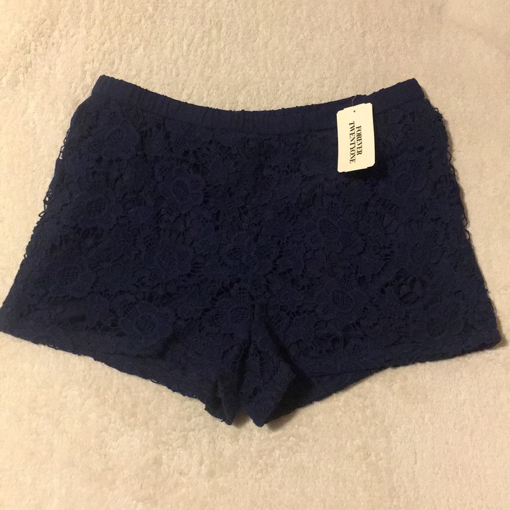 Forever 21 •Shorts•